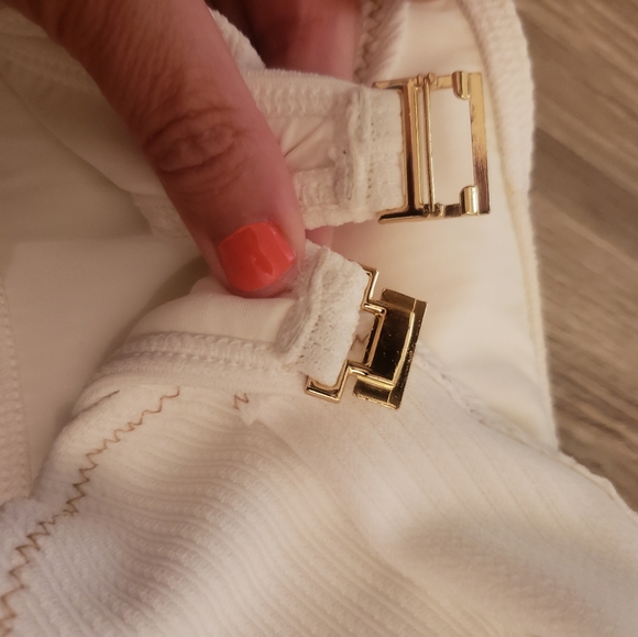 Suboo Kaia Ruffle Bikini Small Top/XS bottom - Picture 15 of 16